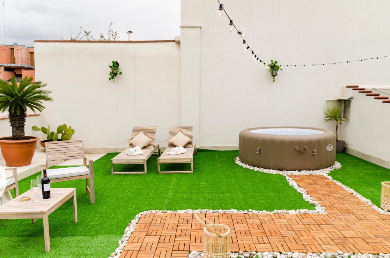 Apulialux Private 100Mq Rooftop Oasis W Jacuzzi Apartment บารี ภายนอก รูปภาพ